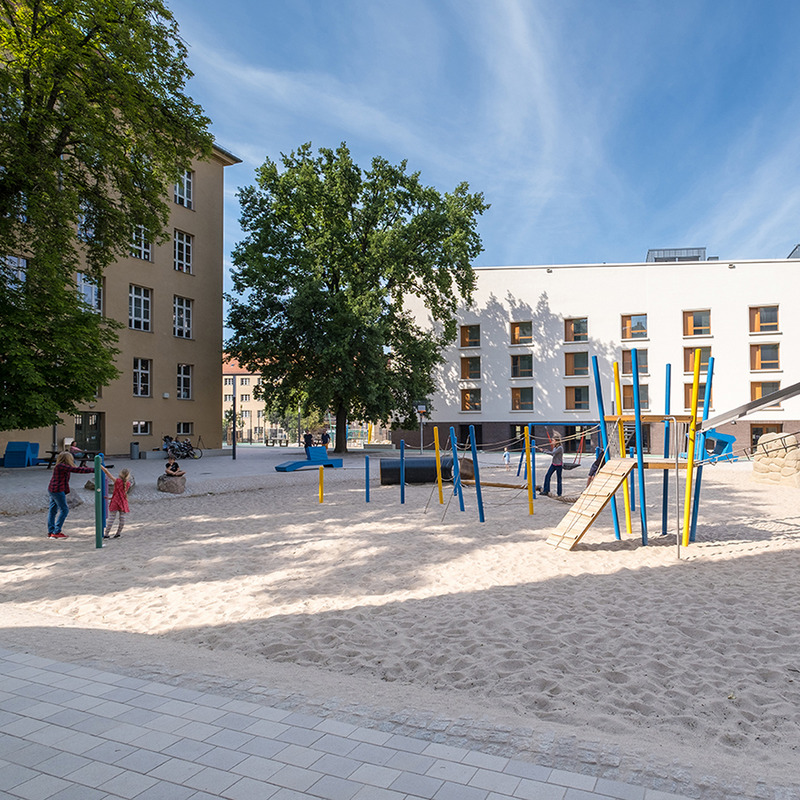 Außenanlagen der Carl-Humann-Grundschule © Marc Leppin